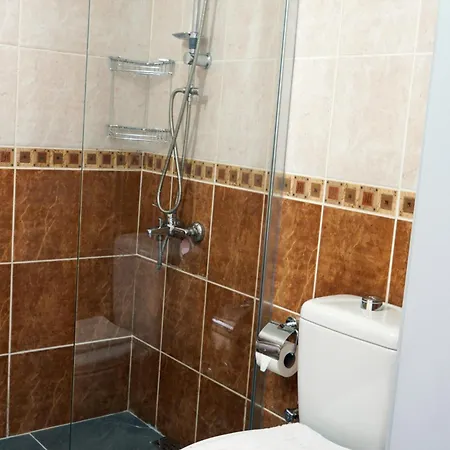 Anna Queen Hotel 3*