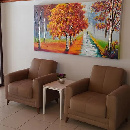 Anna Queen 3* 阿拉尼亚